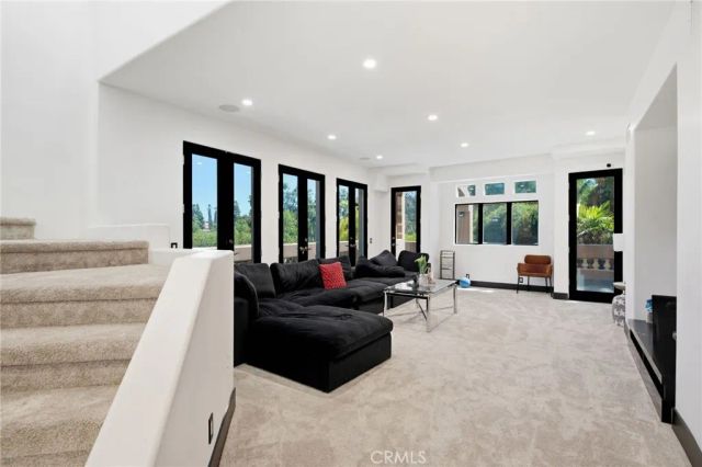 6930 Sandtrack, Riverside, CA 92506