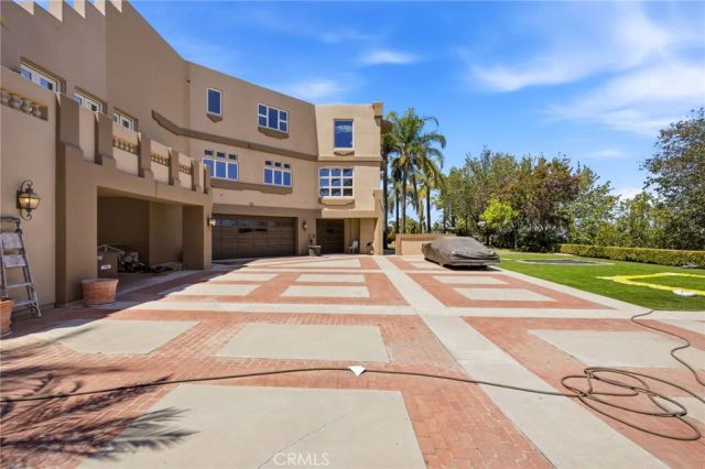 6930 Sandtrack, Riverside, CA 92506