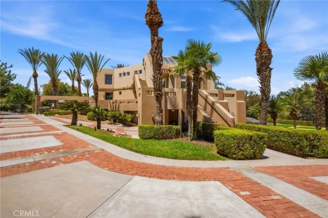 6930 Sandtrack, Riverside, CA 92506