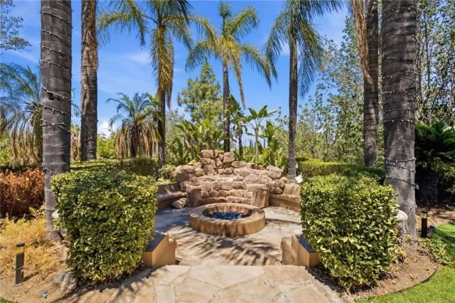 6930 Sandtrack, Riverside, CA 92506