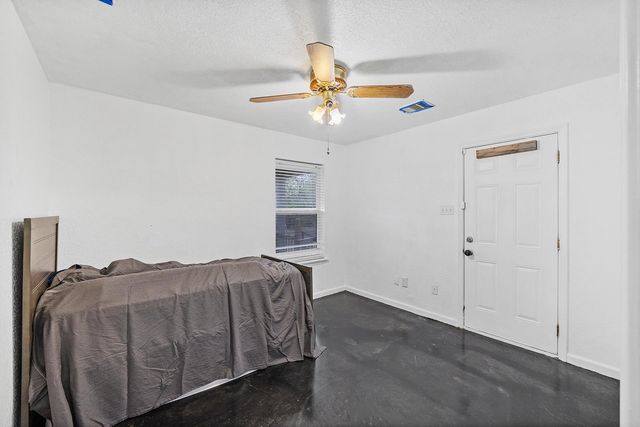 164 Bull Run RD, Cedar Creek, TX 78612