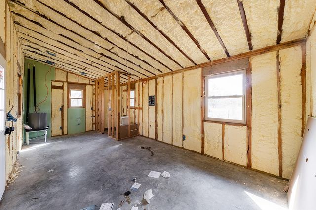 164 Bull Run RD, Cedar Creek, TX 78612