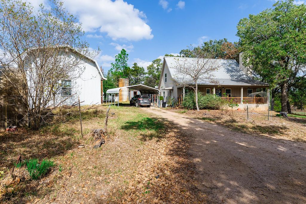 164 Bull Run RD, Cedar Creek, TX 78612