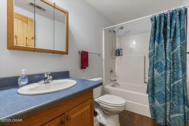 21223 Maple Dr, Garfield, AR 72732