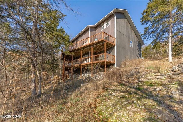 21223 Maple Dr, Garfield, AR 72732