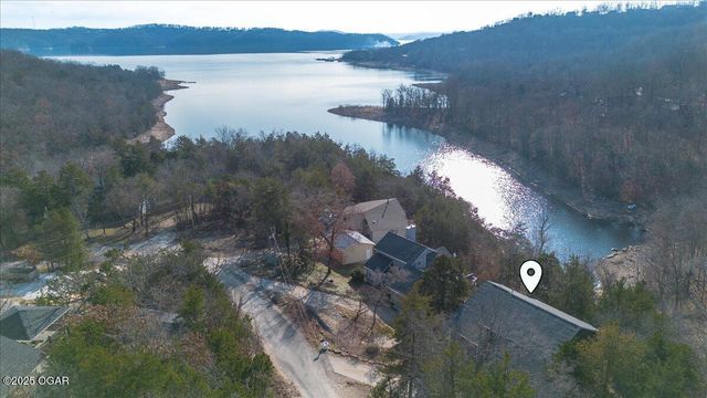 21223 Maple Dr, Garfield, AR 72732