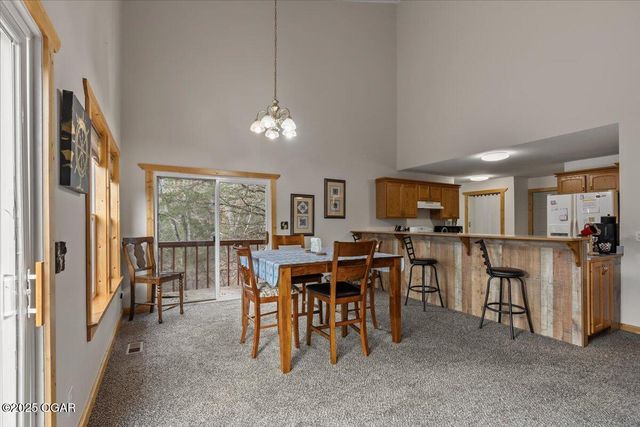 21223 Maple Dr, Garfield, AR 72732