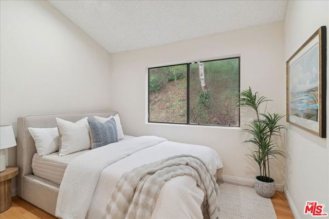 1050 S Garfield Avenue, Monterey Park, CA 91754