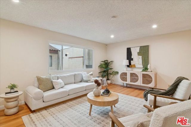 1050 S Garfield Avenue, Monterey Park, CA 91754