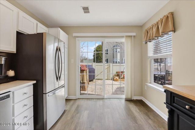 82 Wood Duck Court 1000, Freehold, NJ 07728