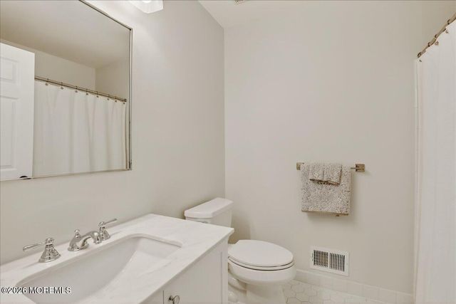 82 Wood Duck Court 1000, Freehold, NJ 07728