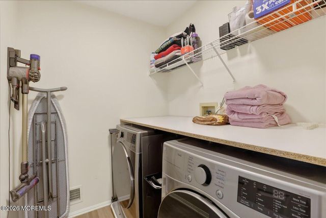 82 Wood Duck Court 1000, Freehold, NJ 07728