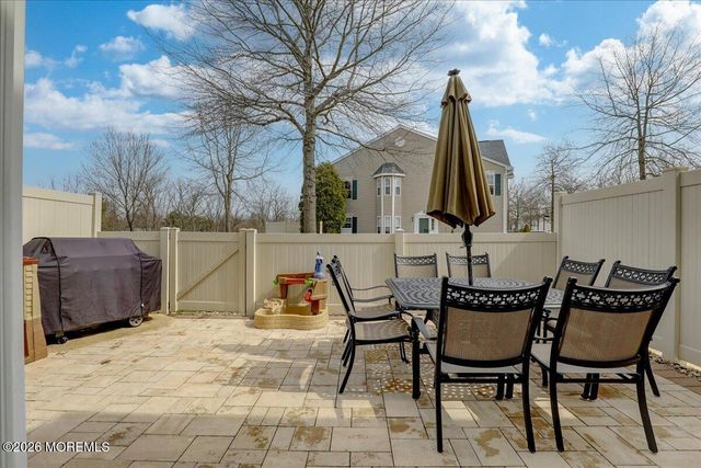 82 Wood Duck Court 1000, Freehold, NJ 07728