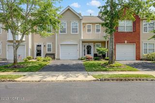 82 Wood Duck Court 1000, Freehold, NJ 07728