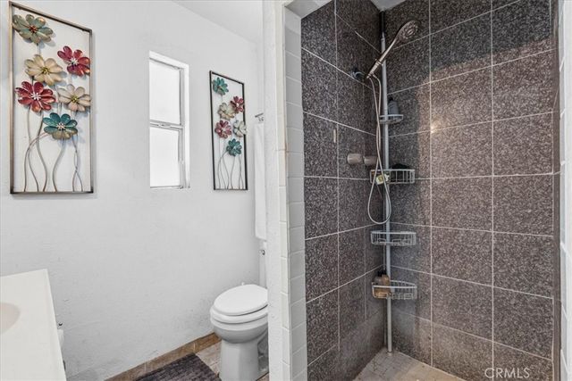 9550 52nd St, Riverside, CA 92509