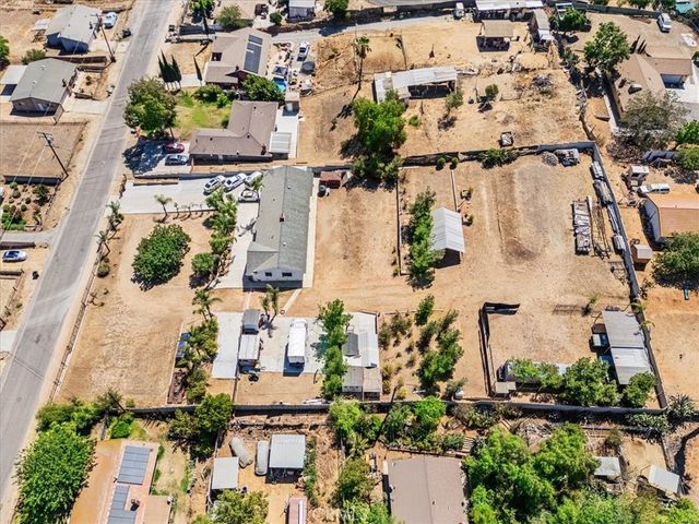 9550 52nd St, Riverside, CA 92509