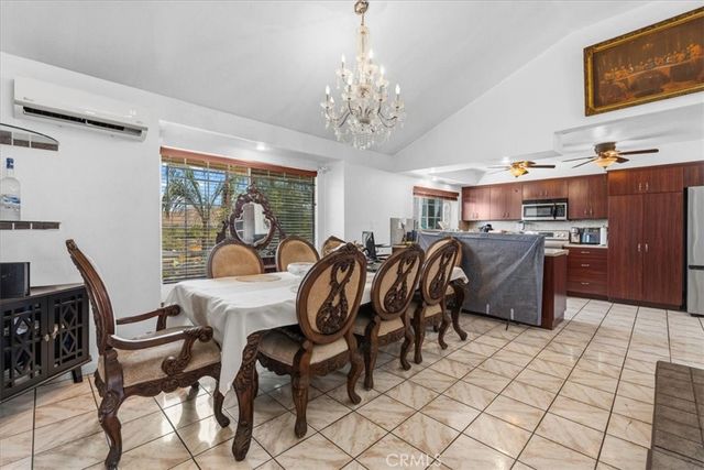 9550 52nd St, Riverside, CA 92509
