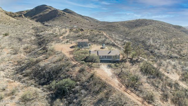 21000 S Total Wreck Lane, Vail, AZ 85641