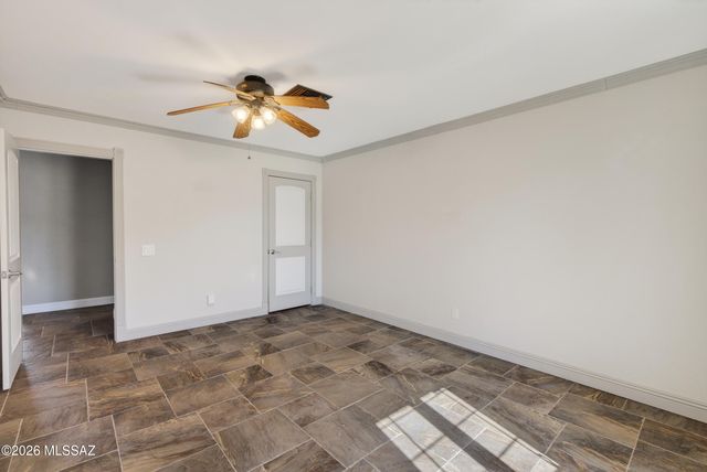 21000 S Total Wreck Lane, Vail, AZ 85641