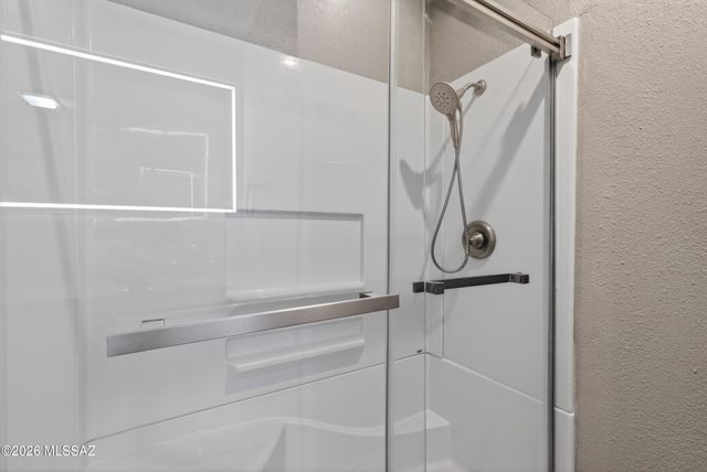 21000 S Total Wreck Lane, Vail, AZ 85641