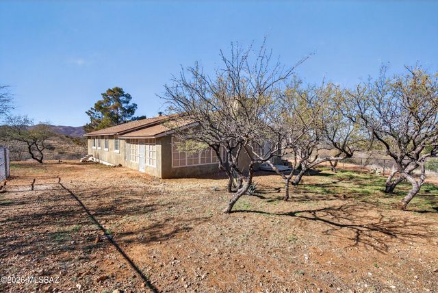 21000 S Total Wreck Lane, Vail, AZ 85641