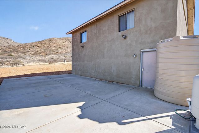 21000 S Total Wreck Lane, Vail, AZ 85641