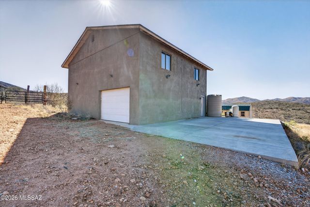 21000 S Total Wreck Lane, Vail, AZ 85641