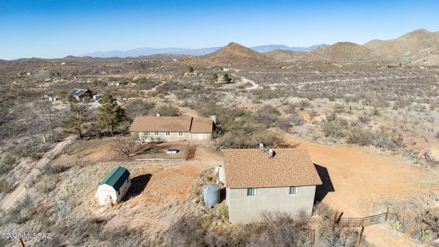 21000 S Total Wreck Lane, Vail, AZ 85641