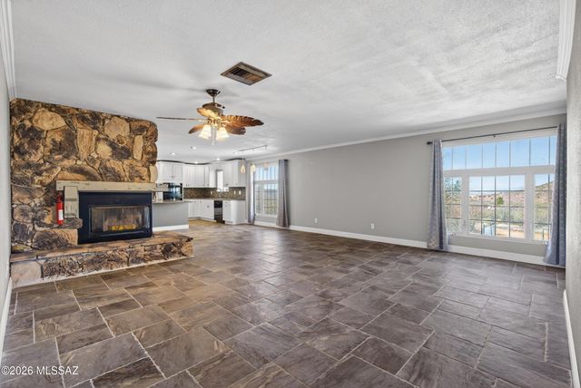 21000 S Total Wreck Lane, Vail, AZ 85641