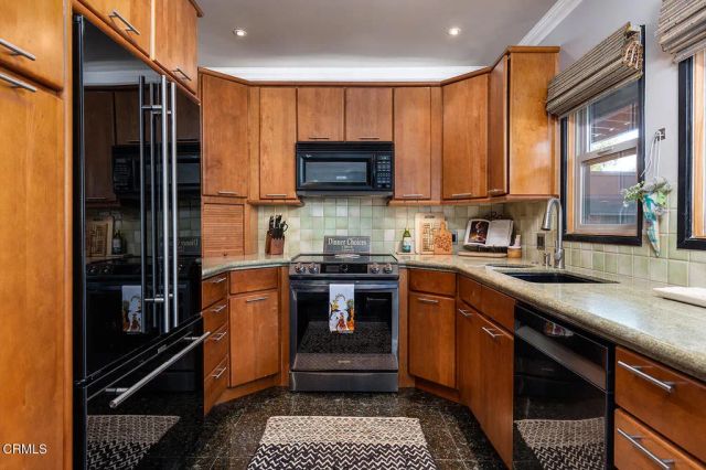 228 Oaks Avenue, Monrovia, CA 91016