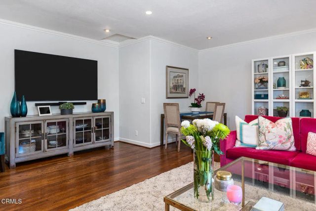 228 Oaks Avenue, Monrovia, CA 91016