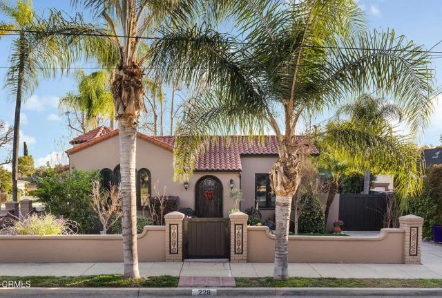 228 Oaks Avenue, Monrovia, CA 91016