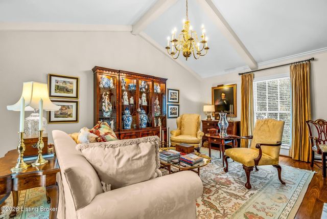 2 Brownsboro Hill Rd, Louisville, KY 40207