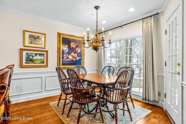 2 Brownsboro Hill Rd, Louisville, KY 40207