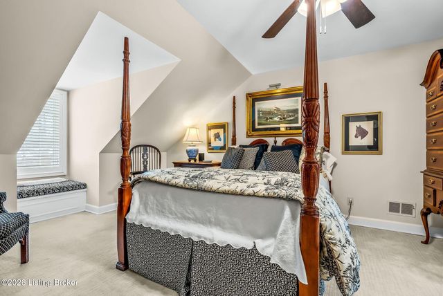 2 Brownsboro Hill Rd, Louisville, KY 40207