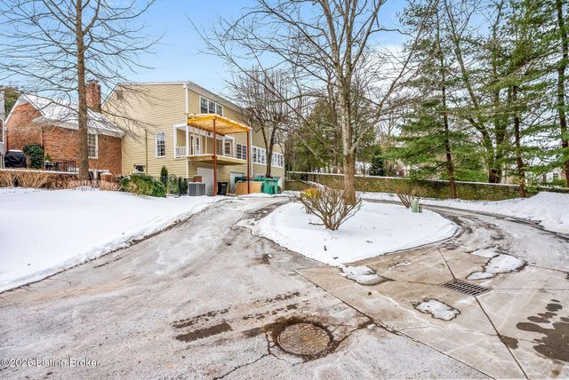 2 Brownsboro Hill Rd, Louisville, KY 40207