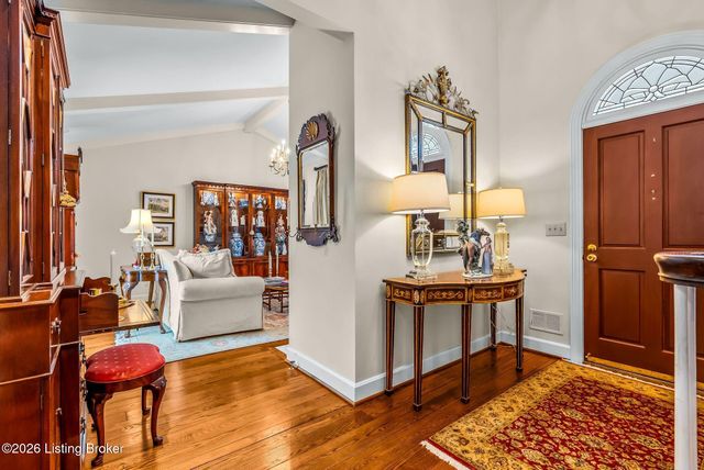 2 Brownsboro Hill Rd, Louisville, KY 40207