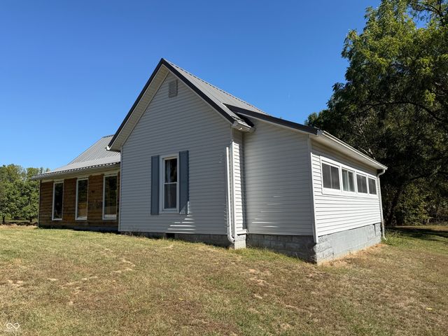 5643 W County Road 525 S, Greencastle, IN 46135