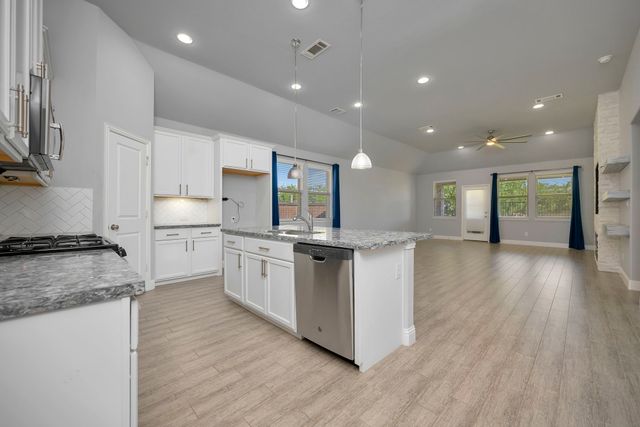 125 Mossy Oak Trail, Fort Worth, TX 76131