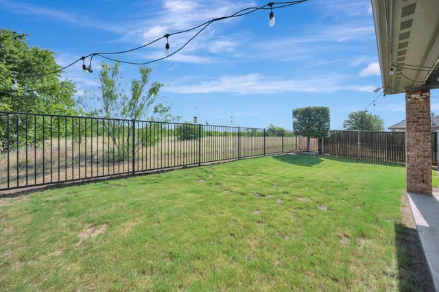 125 Mossy Oak Trail, Fort Worth, TX 76131