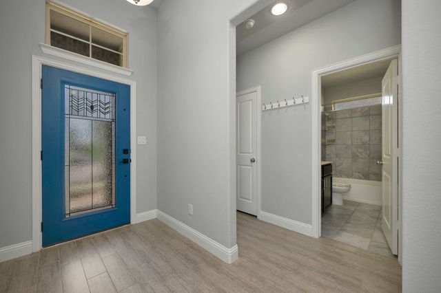 125 Mossy Oak Trail, Fort Worth, TX 76131