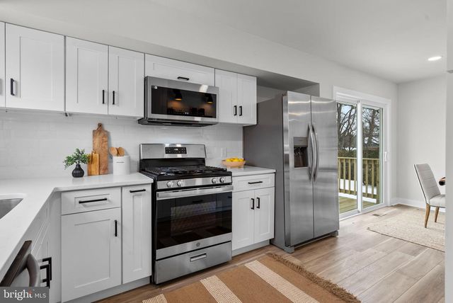 13220 SUPERIOR ST, Rockville, MD 20853