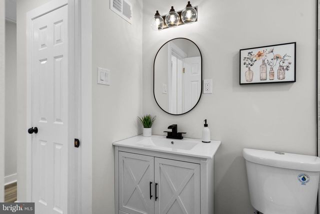 13220 SUPERIOR ST, Rockville, MD 20853