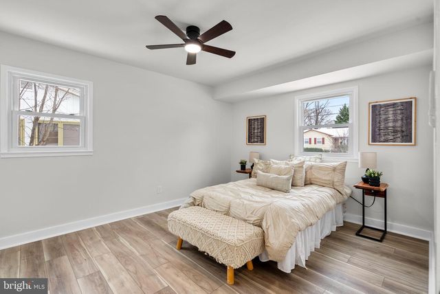 13220 SUPERIOR ST, Rockville, MD 20853