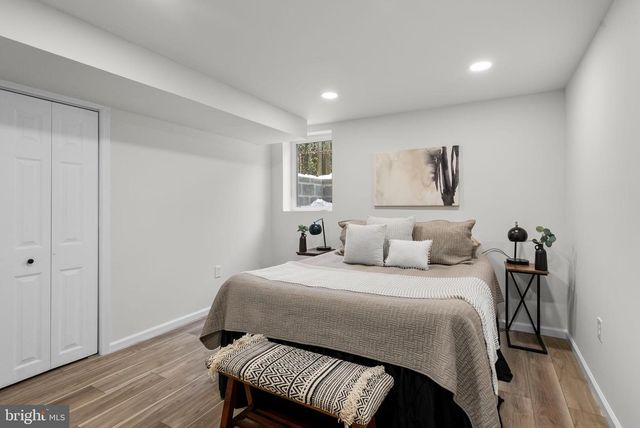 13220 SUPERIOR ST, Rockville, MD 20853