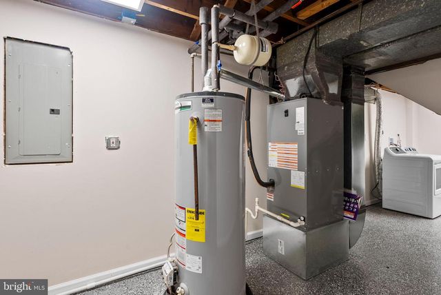 13220 SUPERIOR ST, Rockville, MD 20853