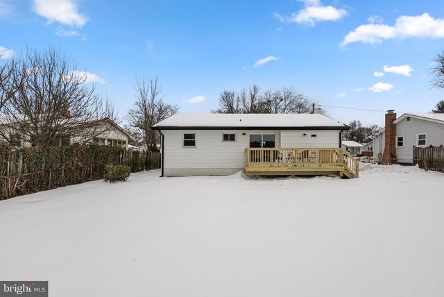 13220 SUPERIOR ST, Rockville, MD 20853