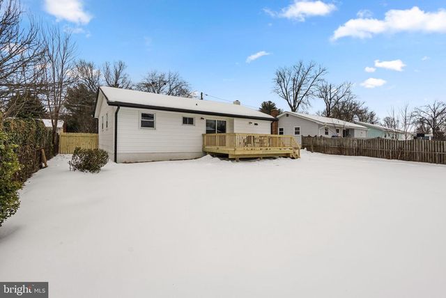 13220 SUPERIOR ST, Rockville, MD 20853