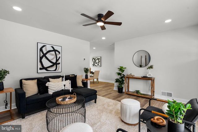 13220 SUPERIOR ST, Rockville, MD 20853