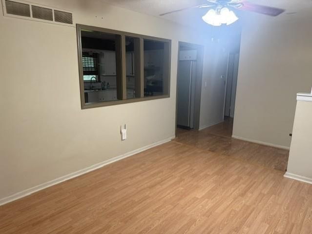 214 SW 20th Street, Oak Grove, MO 64075